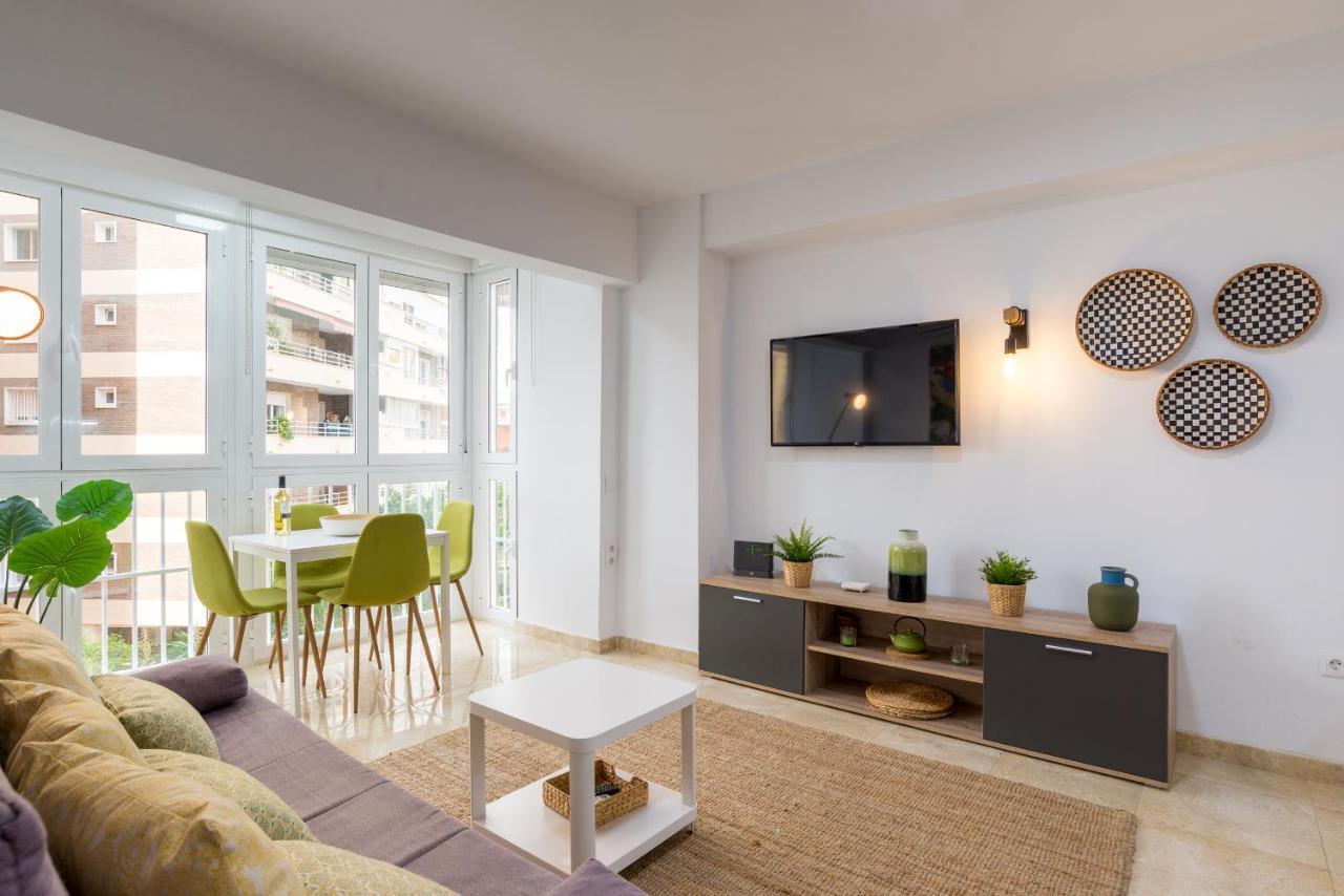 Mp5-Just Renovated Apartment Right On The Beach มาลากา ภายนอก รูปภาพ