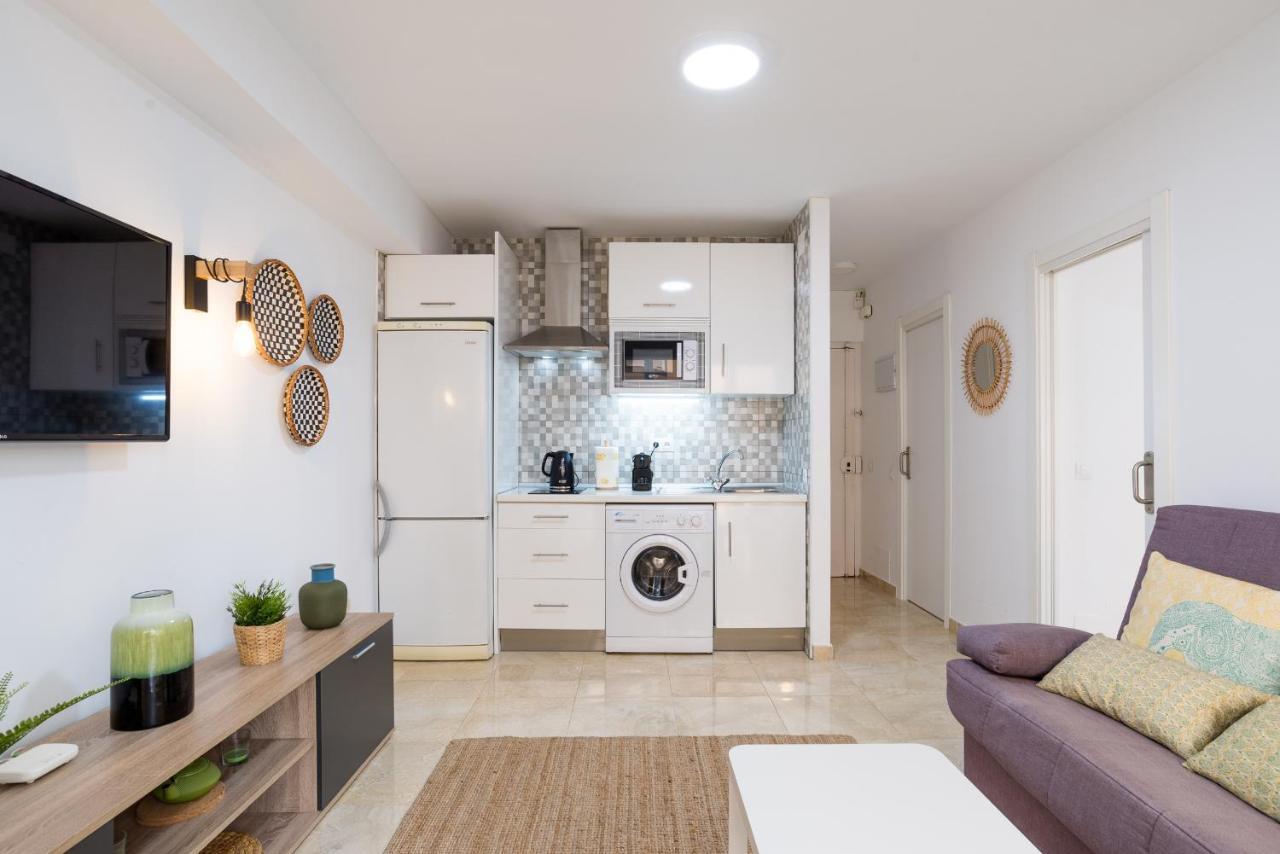 Mp5-Just Renovated Apartment Right On The Beach มาลากา ภายนอก รูปภาพ