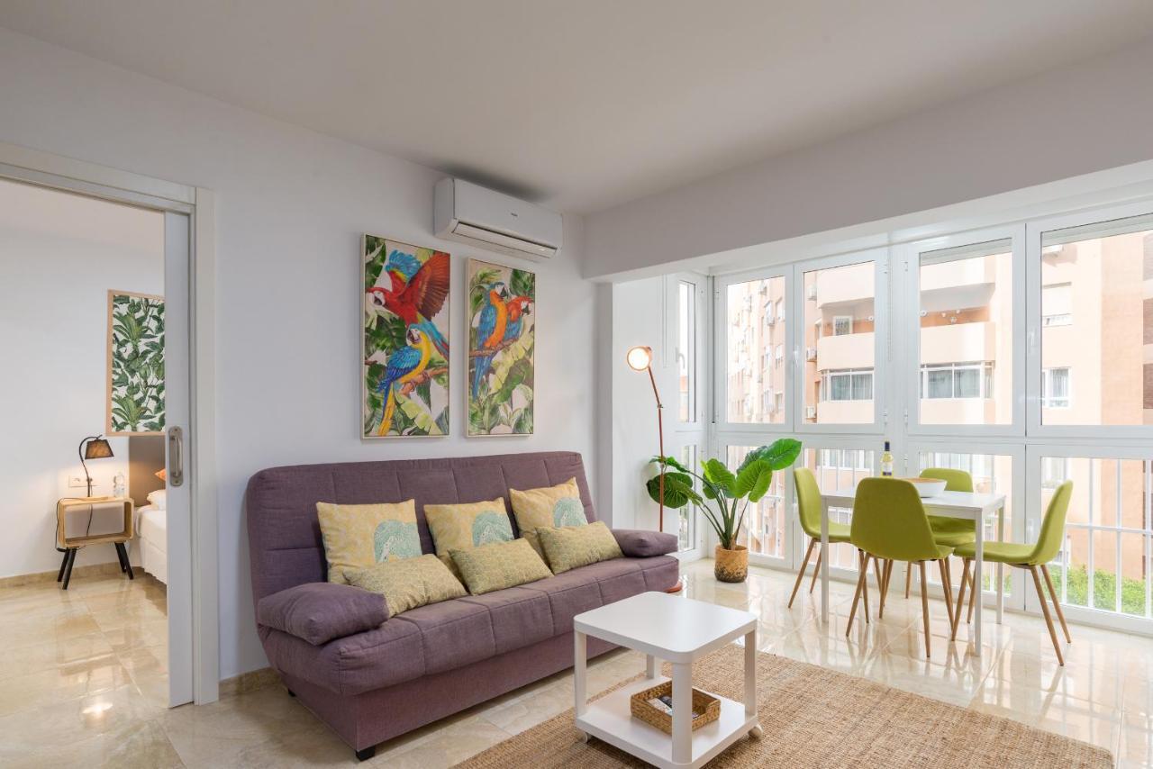Mp5-Just Renovated Apartment Right On The Beach มาลากา ภายนอก รูปภาพ